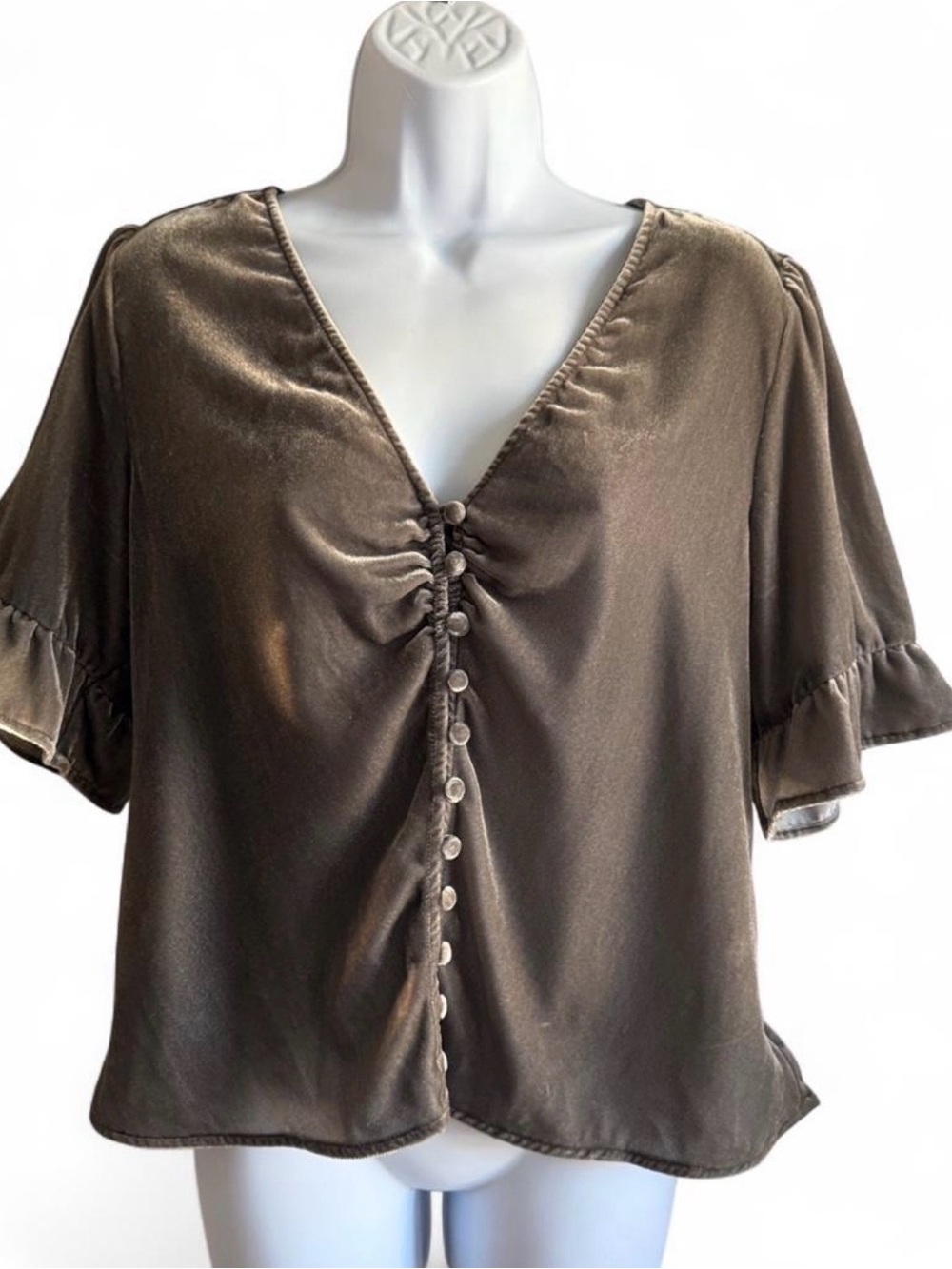 Madewell grey V-Neck Button-Front Ruffle Sleeve Blouse